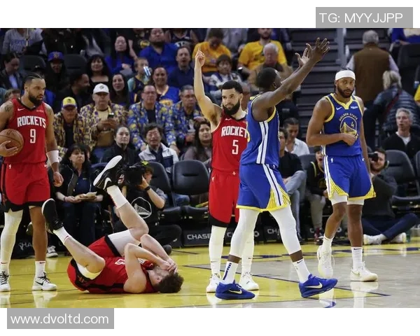 勇士队库里稳定发挥,库明加爆发砍25+10,灰熊队巴特勒难阻败局 勇士队库里稳定发挥,库明加爆发砍25+10,灰熊队巴特勒难阻败局